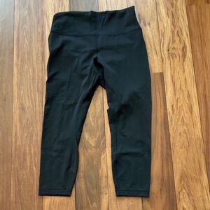 Lululemon wonder train black size 12 leggings